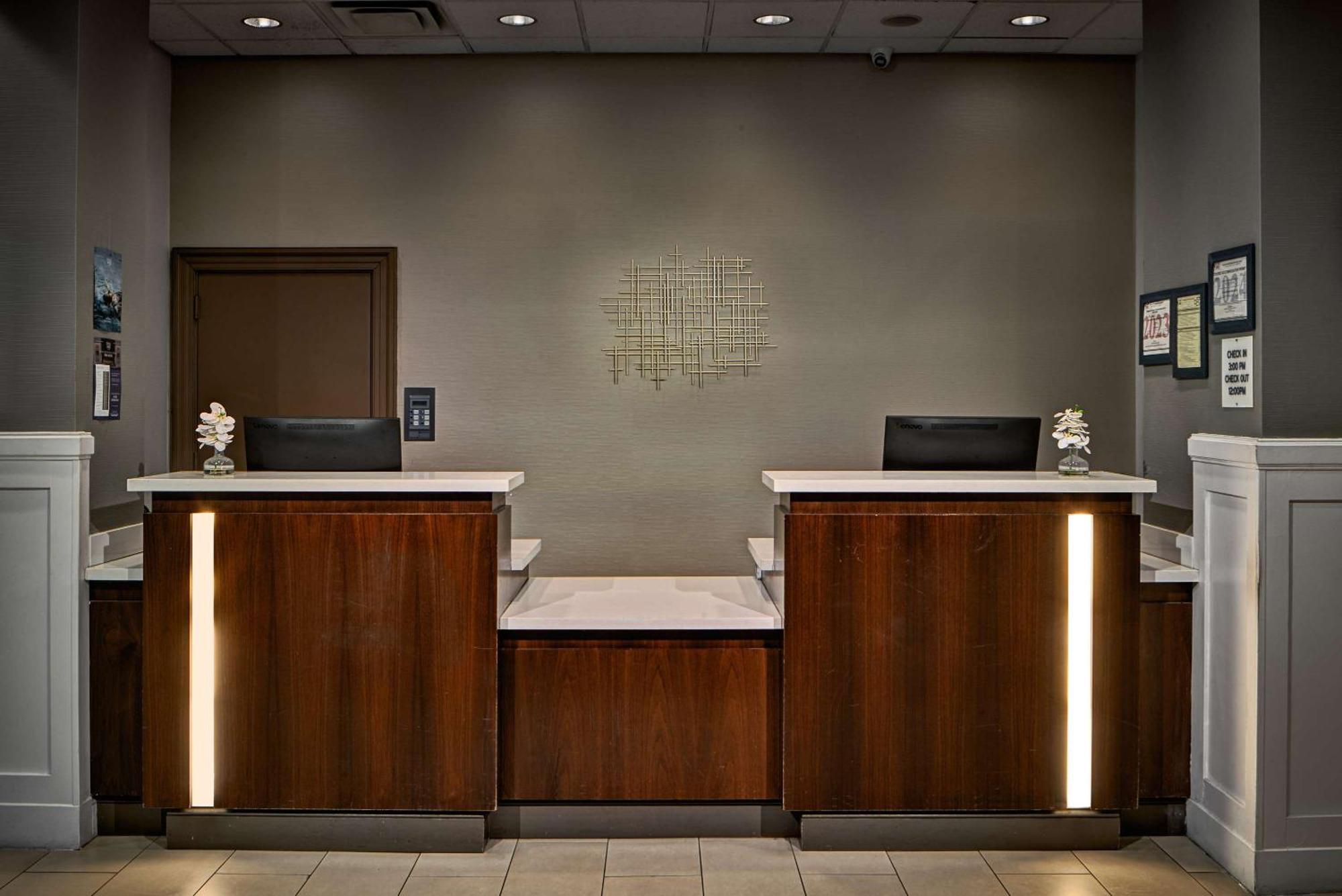 Отель Sonesta Atlanta Airport South Колледж Парк Экстерьер фото